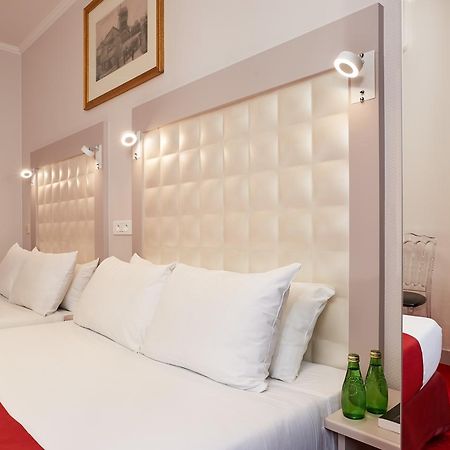 Grand Hotel Amelot Paris Bagian luar foto