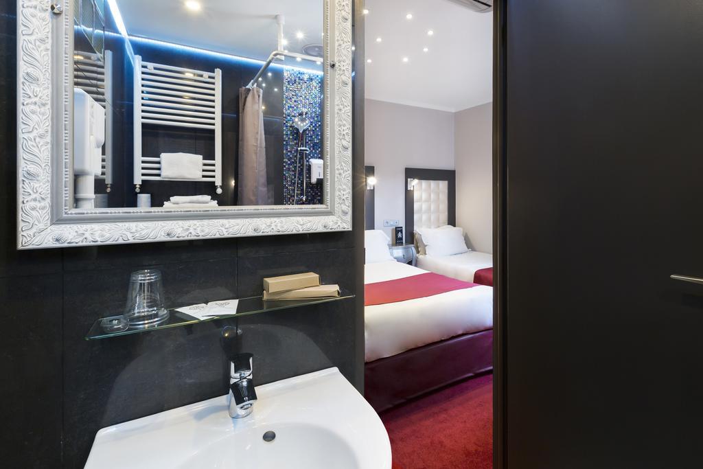 Grand Hotel Amelot Paris Bagian luar foto