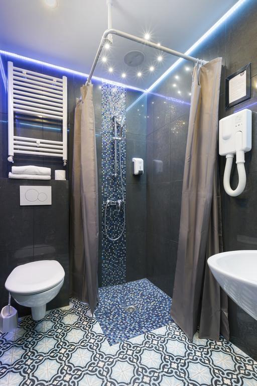 Grand Hotel Amelot Paris Bagian luar foto